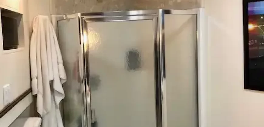 Lots of Room in this Open Floorplan !