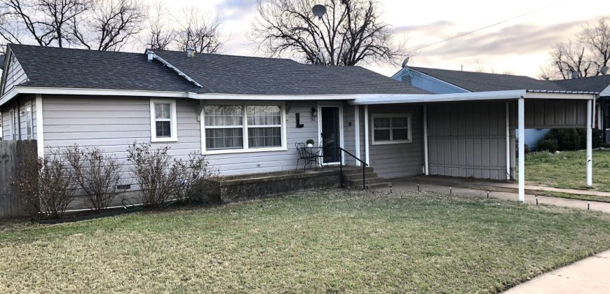 Charming 2 Bedroom / 1Bath Home