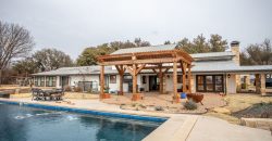 Beautiful Home on 3 Acres only 4 miles from Albany