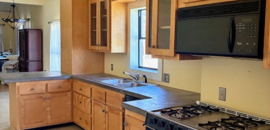Affordable, Good Neighborhood, Compact & Cozy