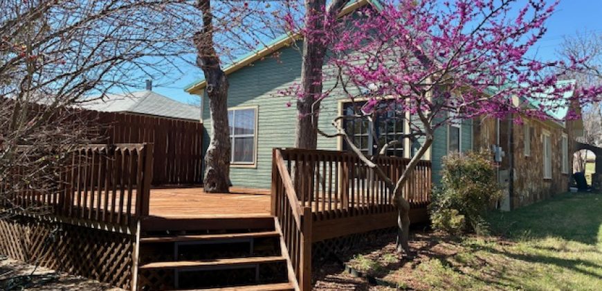 Affordable, Good Neighborhood, Compact & Cozy