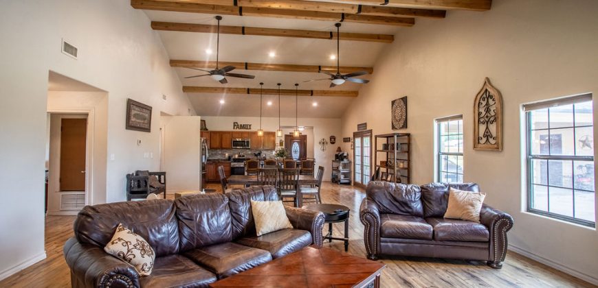 Rustic Elegant Style