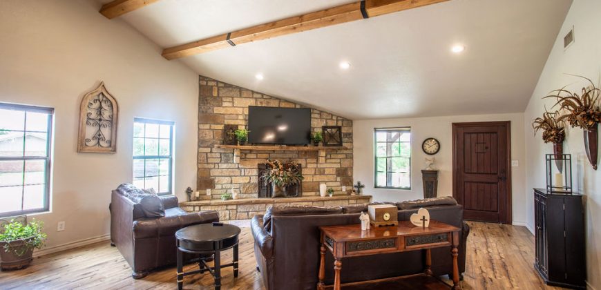 Rustic Elegant Style