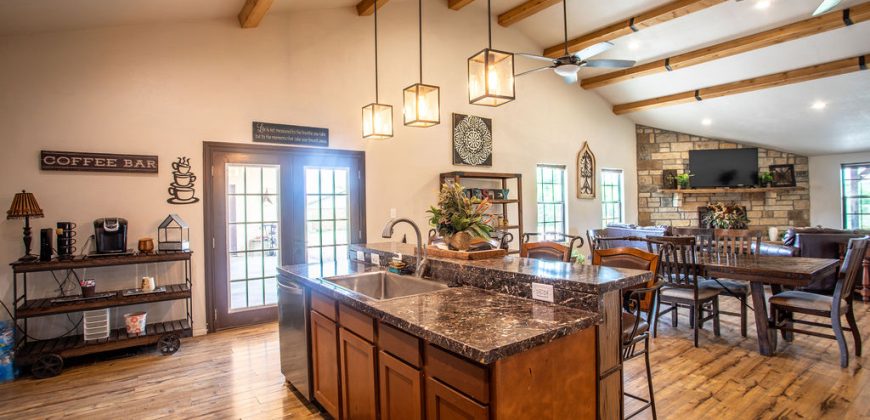 Rustic Elegant Style