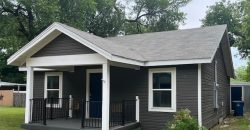 3 Bedroom / 2 Bath Home on Large Lot in Great Neighborhood!