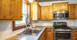 3 Bedroom / 2 Bath Home on Large Lot in Great Neighborhood!