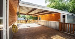 3 Bedroom / 2 Bath Home on Large Lot in Great Neighborhood!